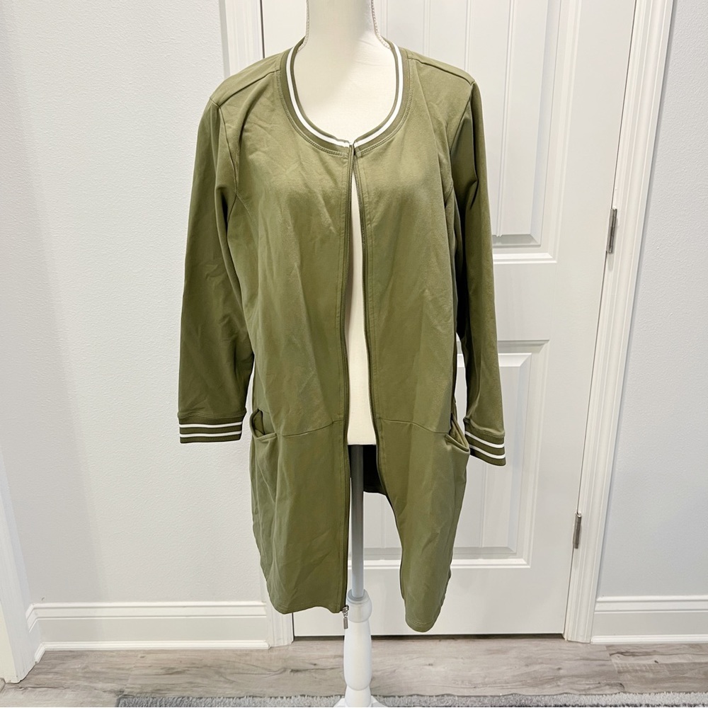 D & Co. Active Women's Front Zip Jacket Size 2X Long Sleeve Olive Green